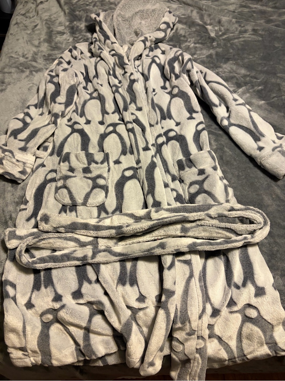 Vera Bradley Gray and White Penguin Plush Hooded Robe